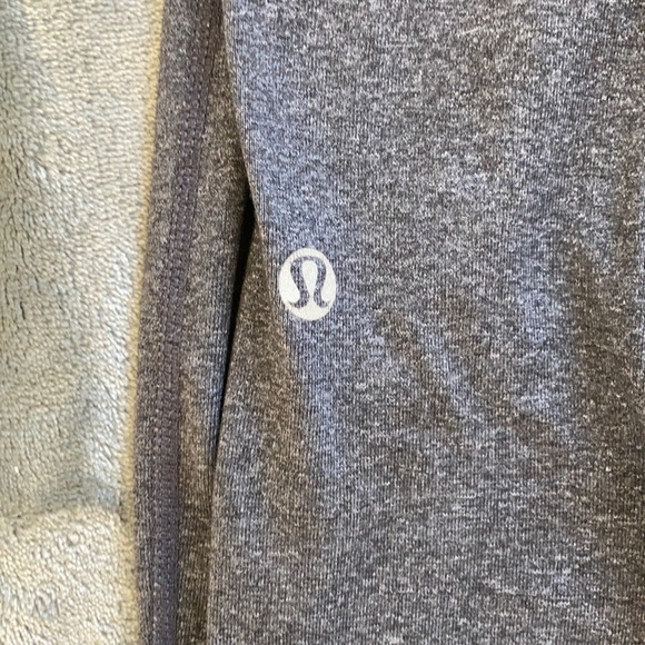 Lululemon leggings - Picture 4 of 6
